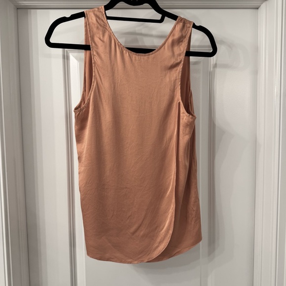 Lunya Peach Washable Silk Tulip Back Tank & Shorts Pajama Set, Small - Picture 7 of 12